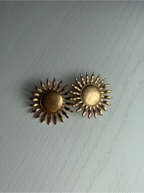 Zara Gold Sunburst Clip-On Earrings